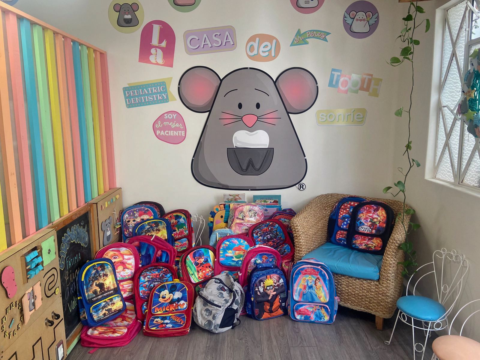 Campaña Mochila con Sonrisas: Colecta anual de útiles escolares